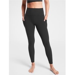 NWT Athleta Salutation Stash Pocket II Tight Black